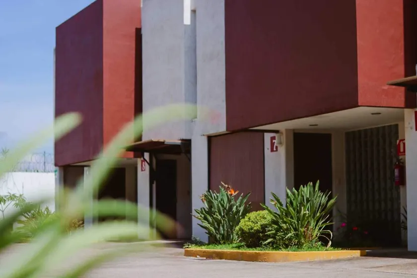 Auto Hotel Las Maravillas - Image 1