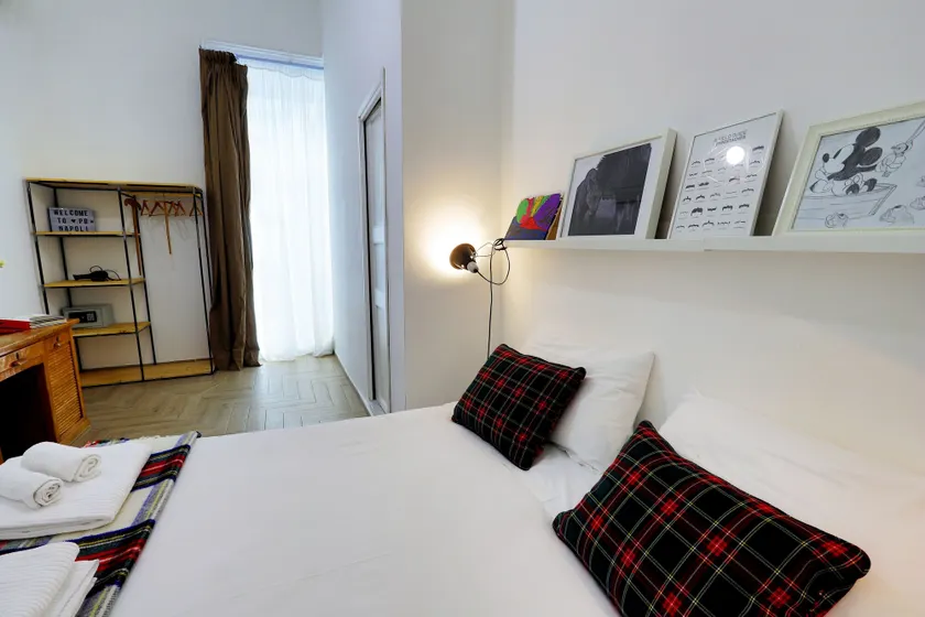 Palazzo Bevilacqua Napoli B&B - Image 1