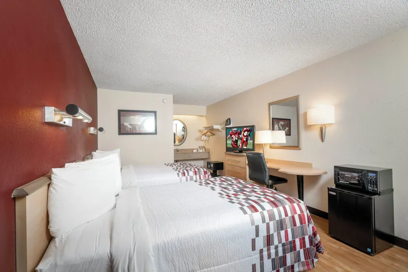 Red Roof Inn Detroit - Dearborn-Greenfield Village - Image 1