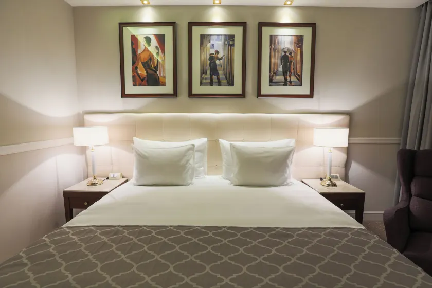 Hotel International Iasi - Image 1