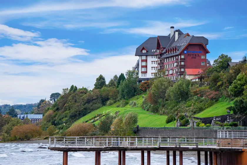 Wyndham Puerto Varas Pettra - Image 1