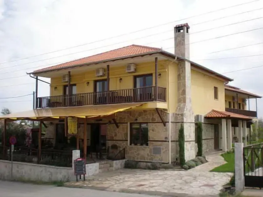 Olympia Guesthouse - Image 1