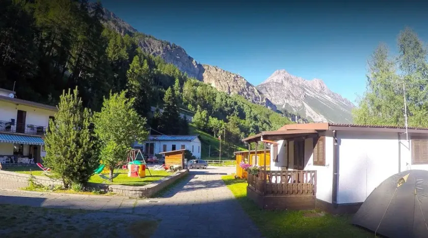 Camping Hotel La Pineta - Image 1