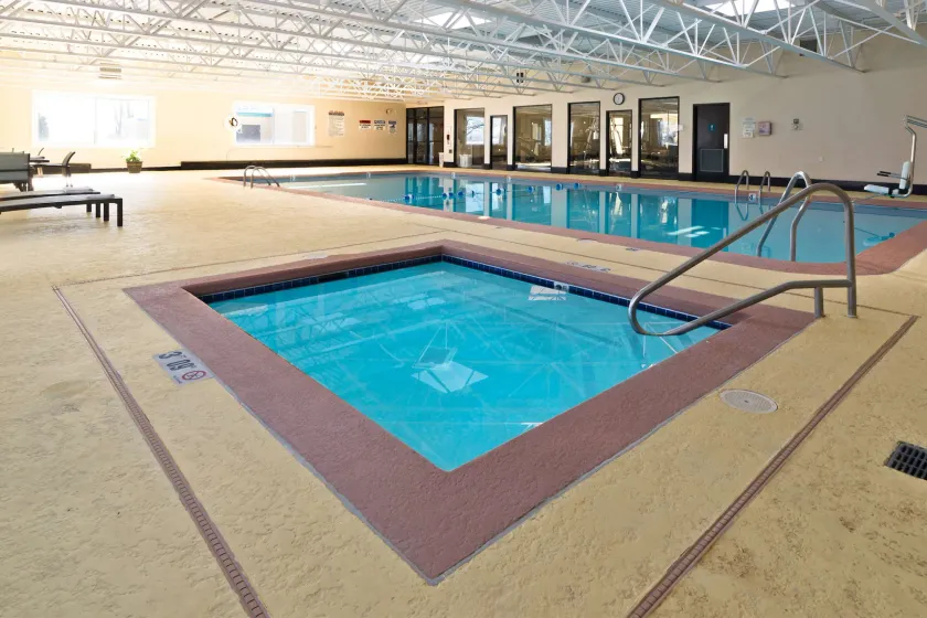 Days Inn by Wyndham Plattsburgh - Image 1