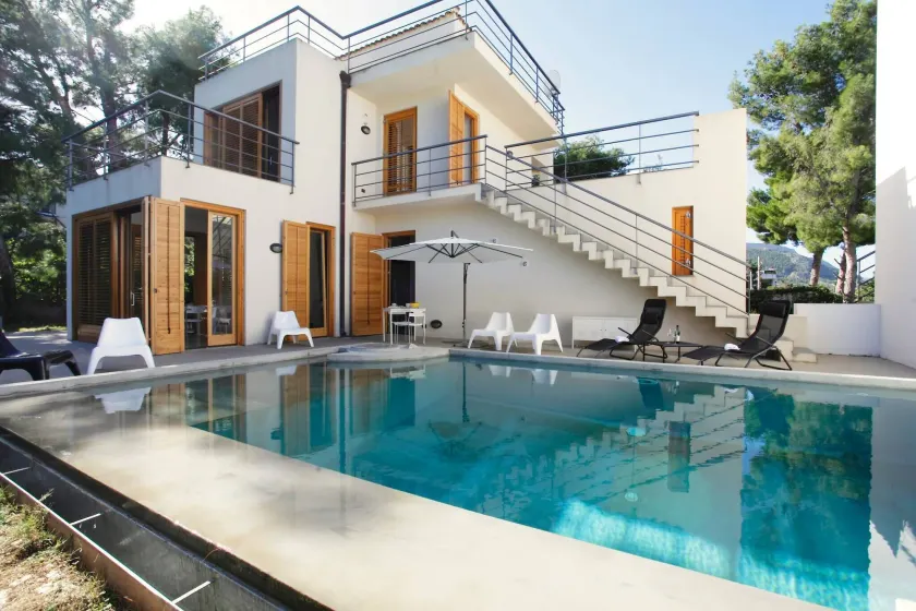 Whole Modern Villa With Pool And Near The Sea - Image 1