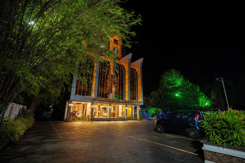 Hotel White Gate Residency -near to Vaikom Sri Mahadeva Temple - Image 1