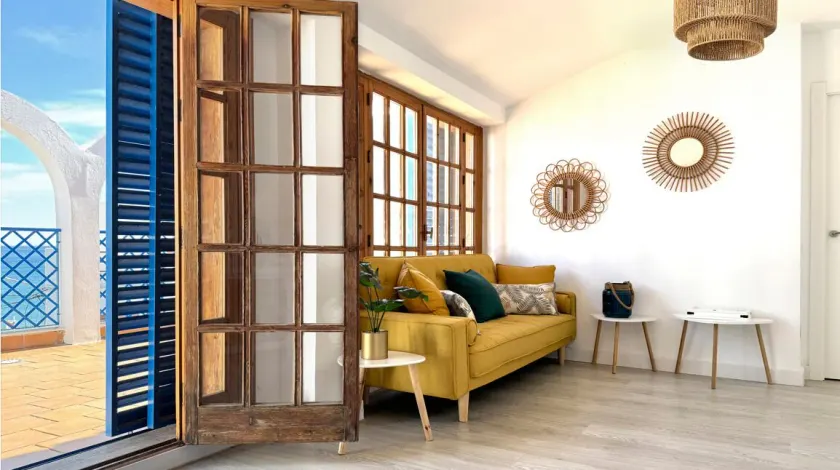 Apartamentos Vela Blanca - Image 1