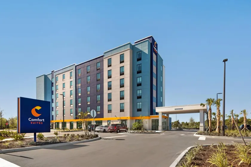 Comfort Suites Titusville near Kennedy Space Center - Image 1
