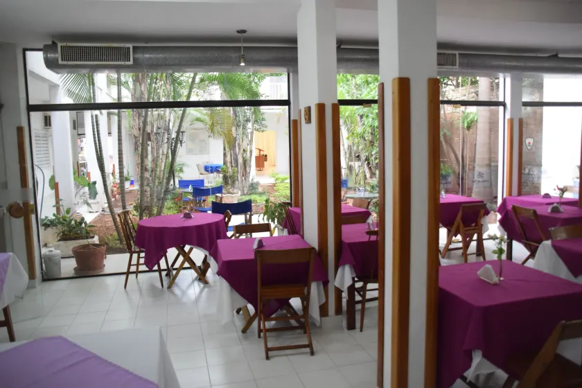 Hotel Palmas del Sol - Image 1