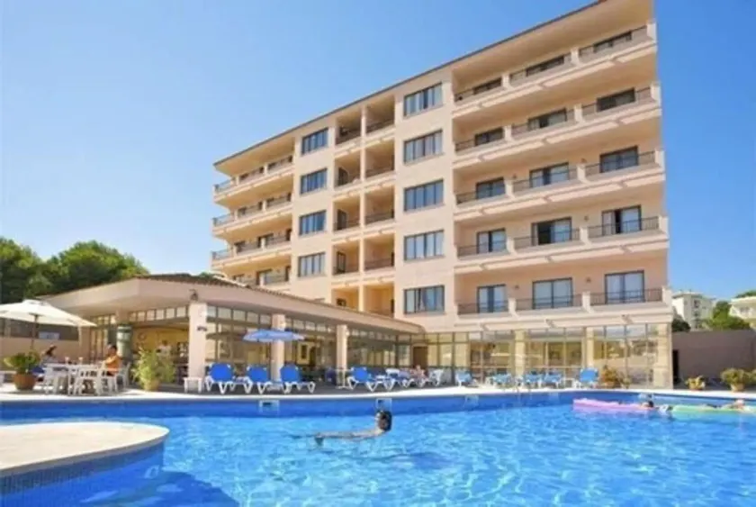 Apartaments La Perla Negra - Image 1
