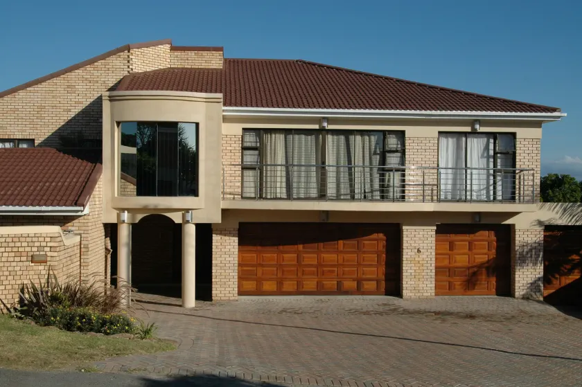 Bon A Vie Self-catering and b&b Gonubie Full Solar Power, no load shedding! - Image 1