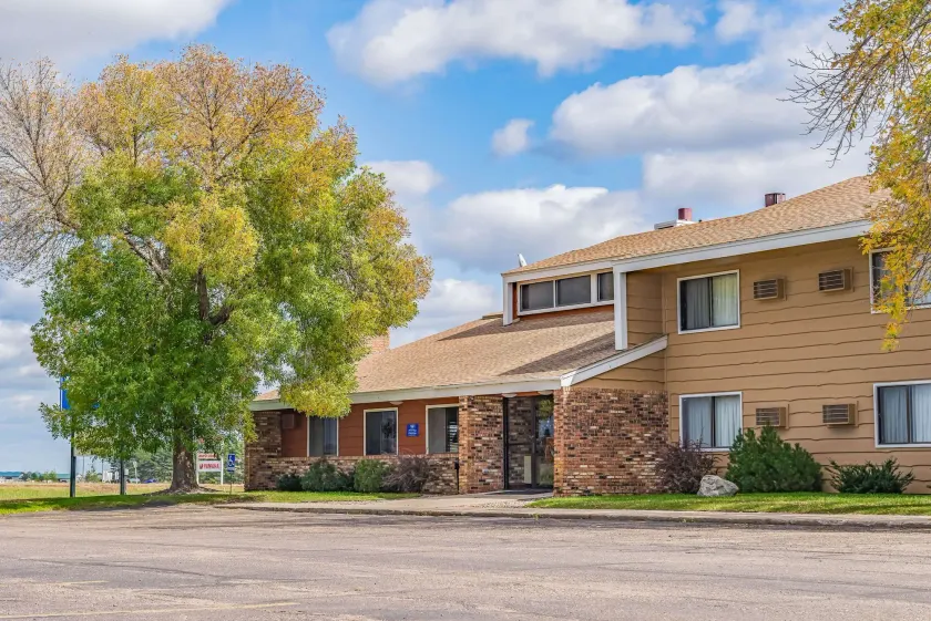 Rodeway Inn Saint Joseph - Image 1