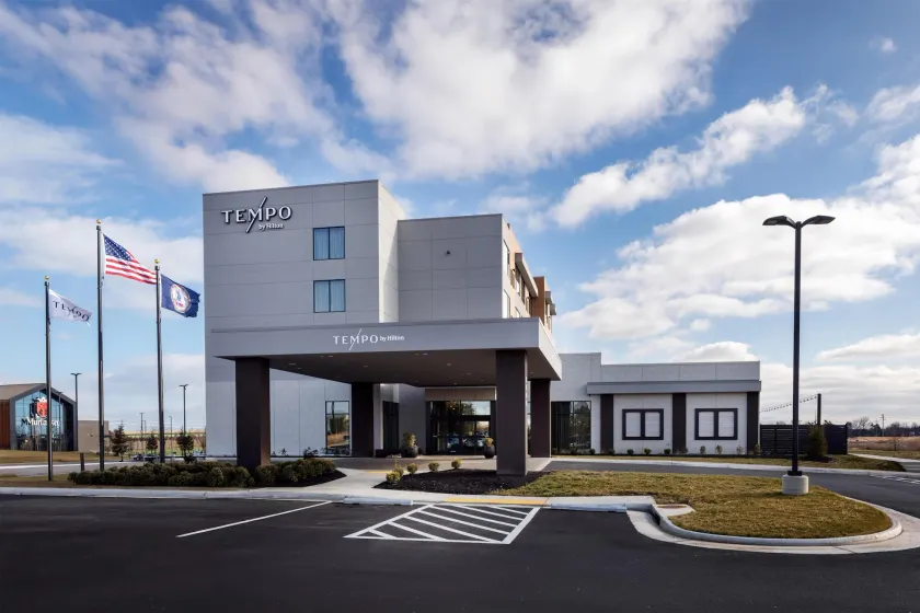 Tempo By Hilton Manassas - Image 1