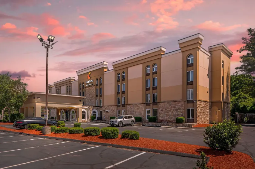 Comfort Inn & Suites East Hartford - Hartford - Image 1