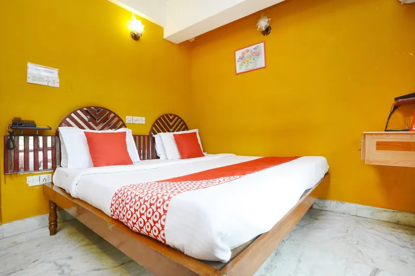 OYO 5344 Hotel Oasis - Image 1