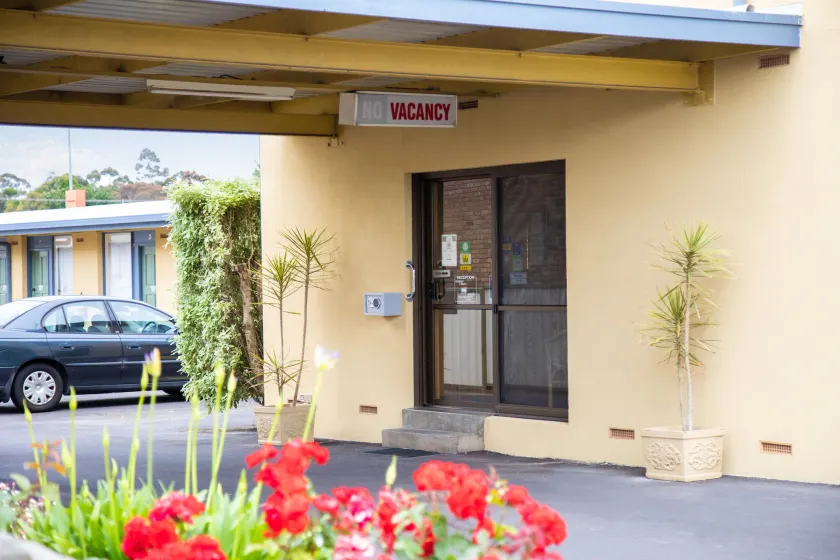 Mid City Motel - Reception