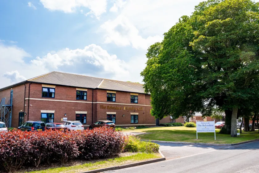 Belvedere Hotel and Golf - Image 1