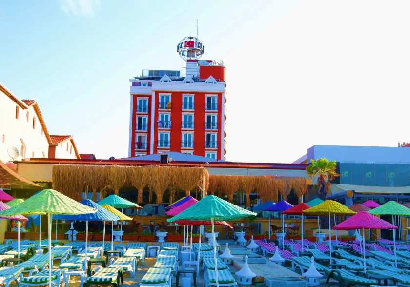 Blue World Hotel - Image 1