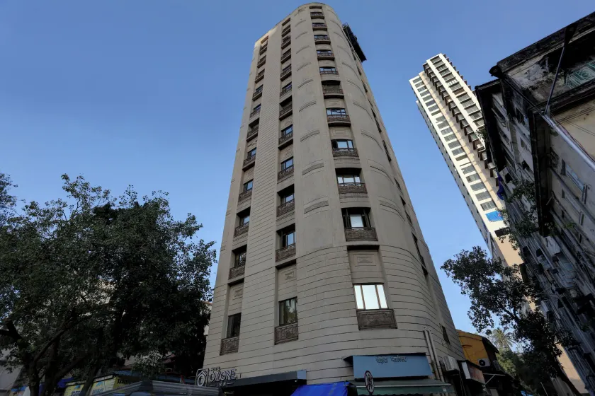 Hotel Ozone Inn Colaba - Image 1