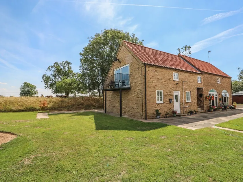 Abbey Cottage - Image 1