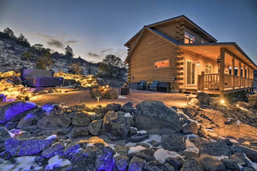 Rio Grande National Forest Cabin: Views & Hot Tub - Image 1