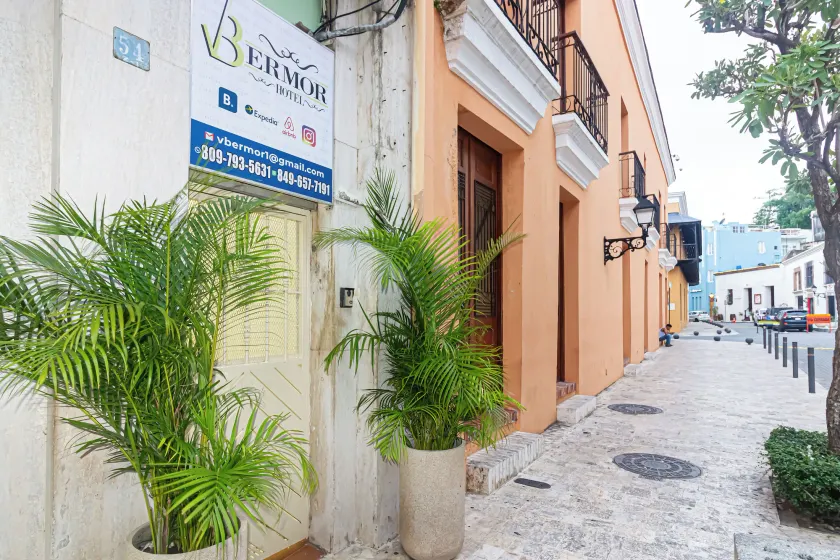 VBermor Hotel - Image 1