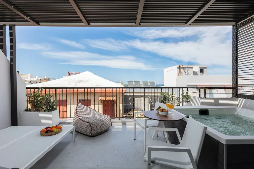 Porta Suites - Image 1