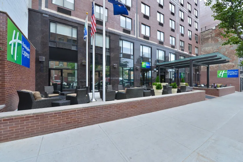 Holiday Inn Express Manhattan Midtown West by IHG - Image 1