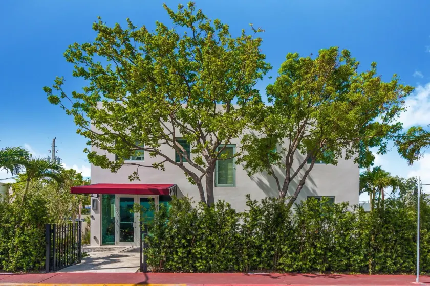 Costa Norte Boutique Hotel Miami Beach - Image 1