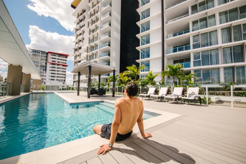 Empire Apartment Hotel Rockhampton - Image 1