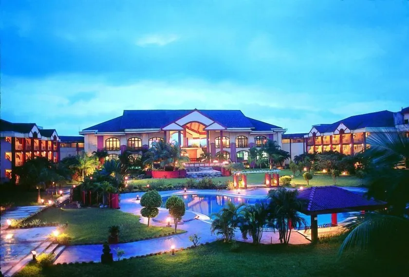 The Golden Retreat - Image 1