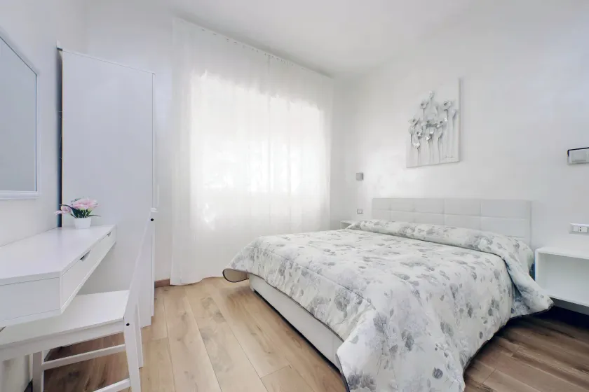 B&B Giuly - Image 1