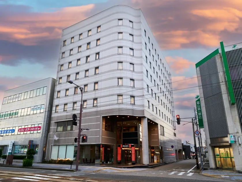APA Hotel Takaoka Marunouchi - Image 1