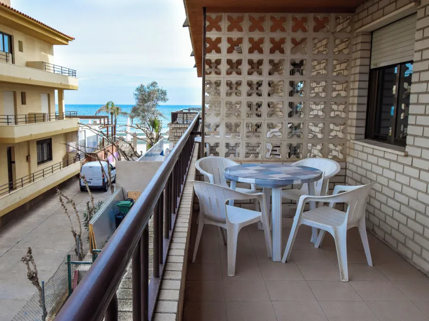 Apartamentos Bernat 3000 - Image 1