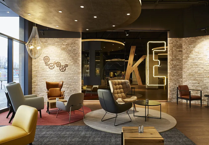 Hotel Indigo Berlin - East Side Gallery - Image 1