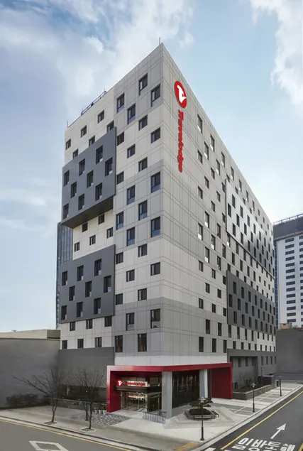 Travelodge Myeongdong Euljiro - Image 1
