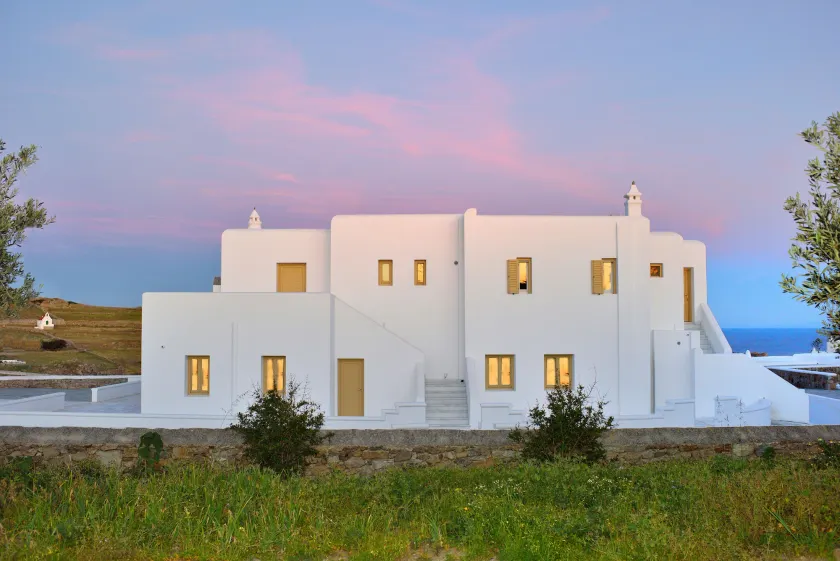 Jenny's Summer Houses - Image 1