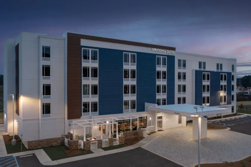 SpringHill Suites by Marriott Fayetteville I-95 - Image 1