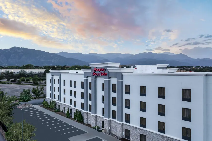 Hampton Inn & Suites Colorado Springs/I-25 South - Image 1