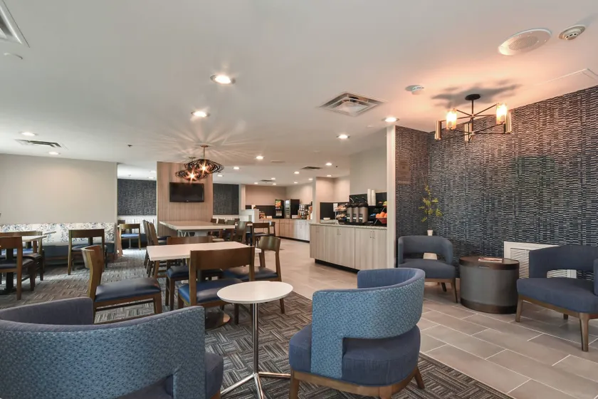 Fairfield Inn & Suites Charlotte Arrowood - Image 1