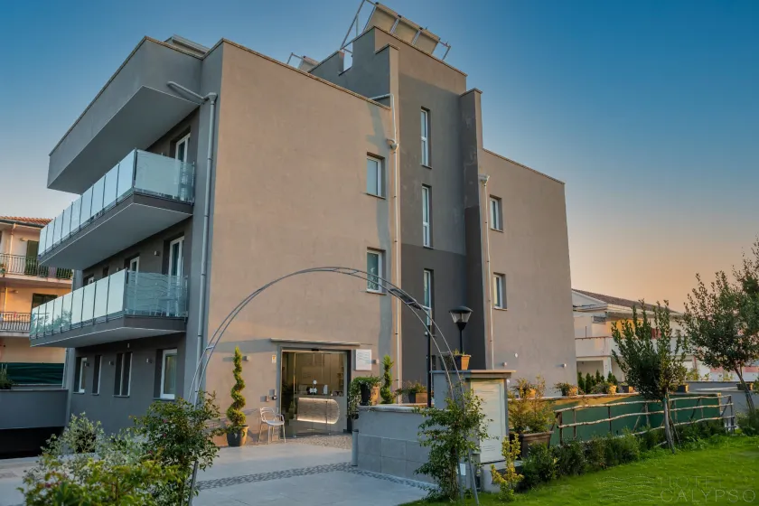 Hotel Calypso - Image 1