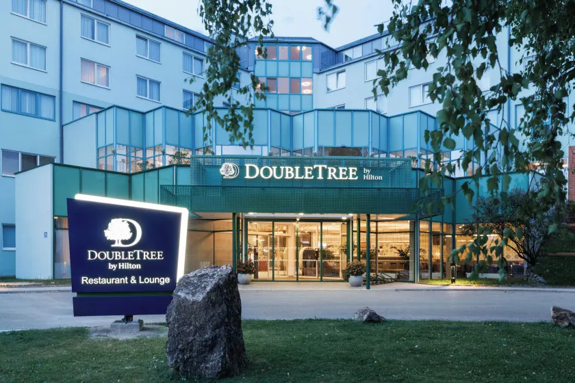 DoubleTree by Hilton Vienna Bosei - Image 1