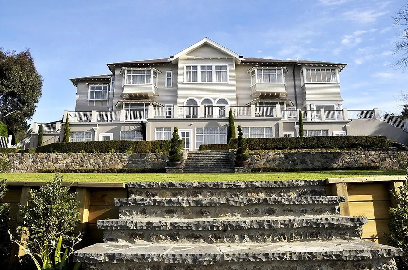 Hackthorne Gardens Luxury Accommodation - Image 1
