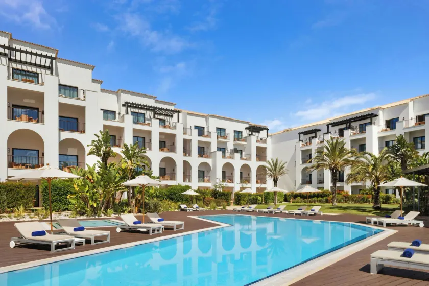 Pine Cliffs Ocean Suites, a Luxury Collection Resort & Spa, Algarve - Image 1