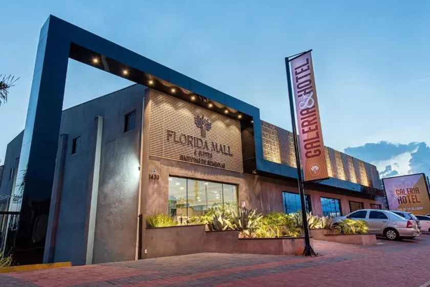 Flórida Mall & Suites - Image 1