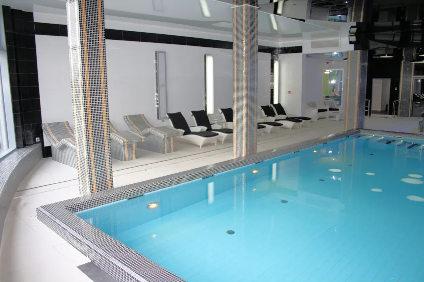 Hotel Business Faltom Gdynia - Image 1