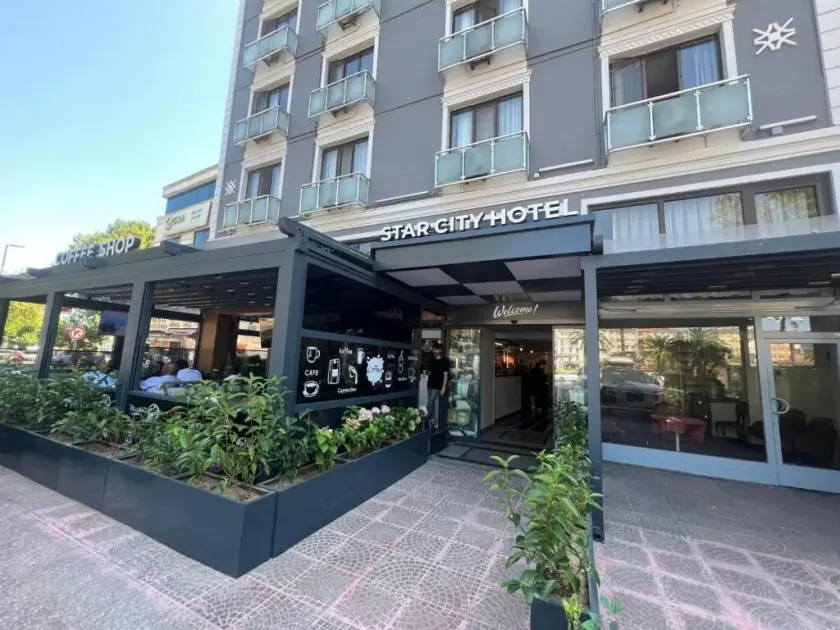 Star City Hotel - Image 1