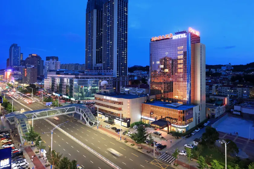 Yantai Asia Hotel - Image 1