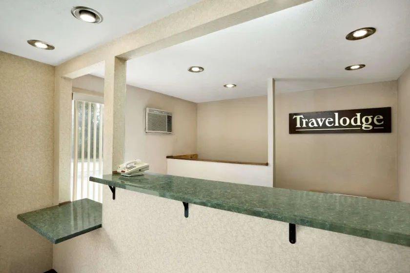 Travelodge by Wyndham La Porte/Michigan City Area - Hall