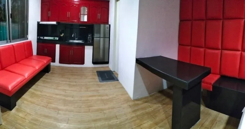 King Rapid Rise Hotel - Image 1